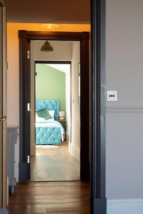Stylish Beachfront Bolthole With Stunning Sea Views And Luxury Touches Herne Bay Kültér fotó