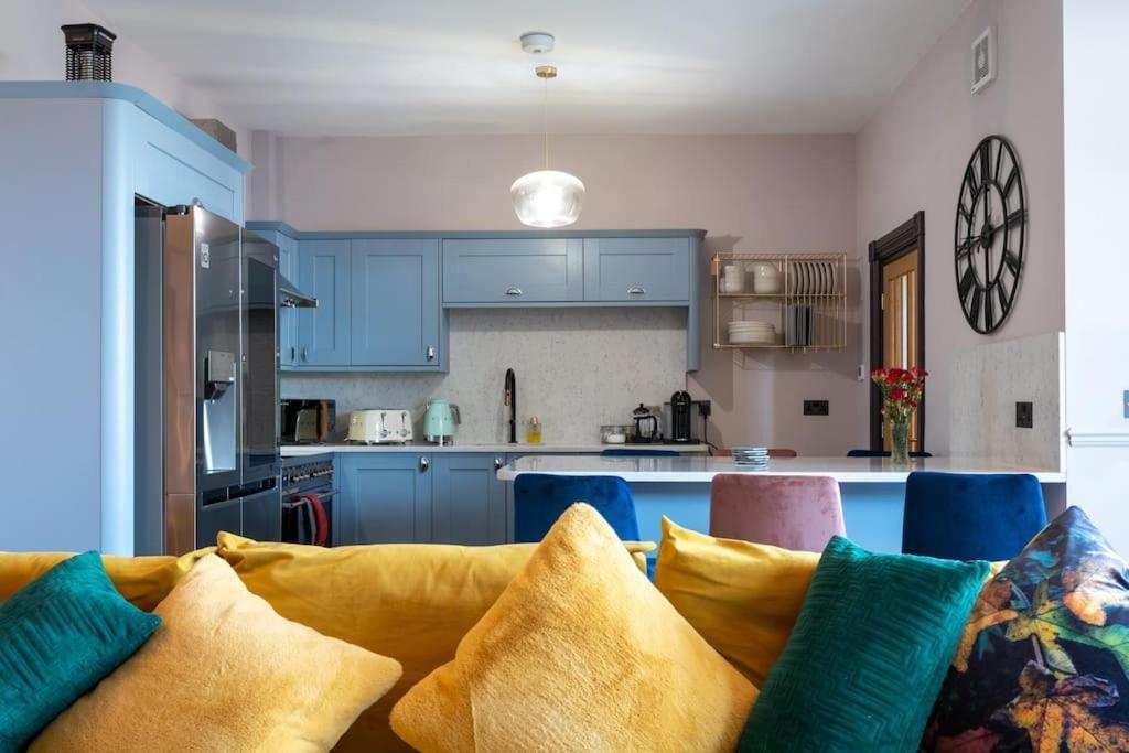Stylish Beachfront Bolthole With Stunning Sea Views And Luxury Touches Herne Bay Kültér fotó